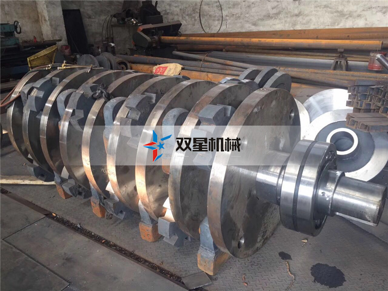 廢鋁粉碎機(jī)<a href='http://www.huashiji.cn/case/501.html' target='_blank'><span>錘頭</span></a>