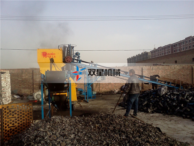 機油濾芯粉碎機粉碎過程