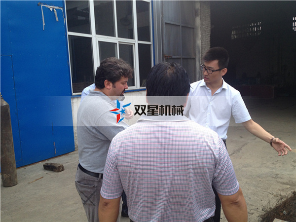 廢鐵粉碎機設備巴基斯坦客戶來訪