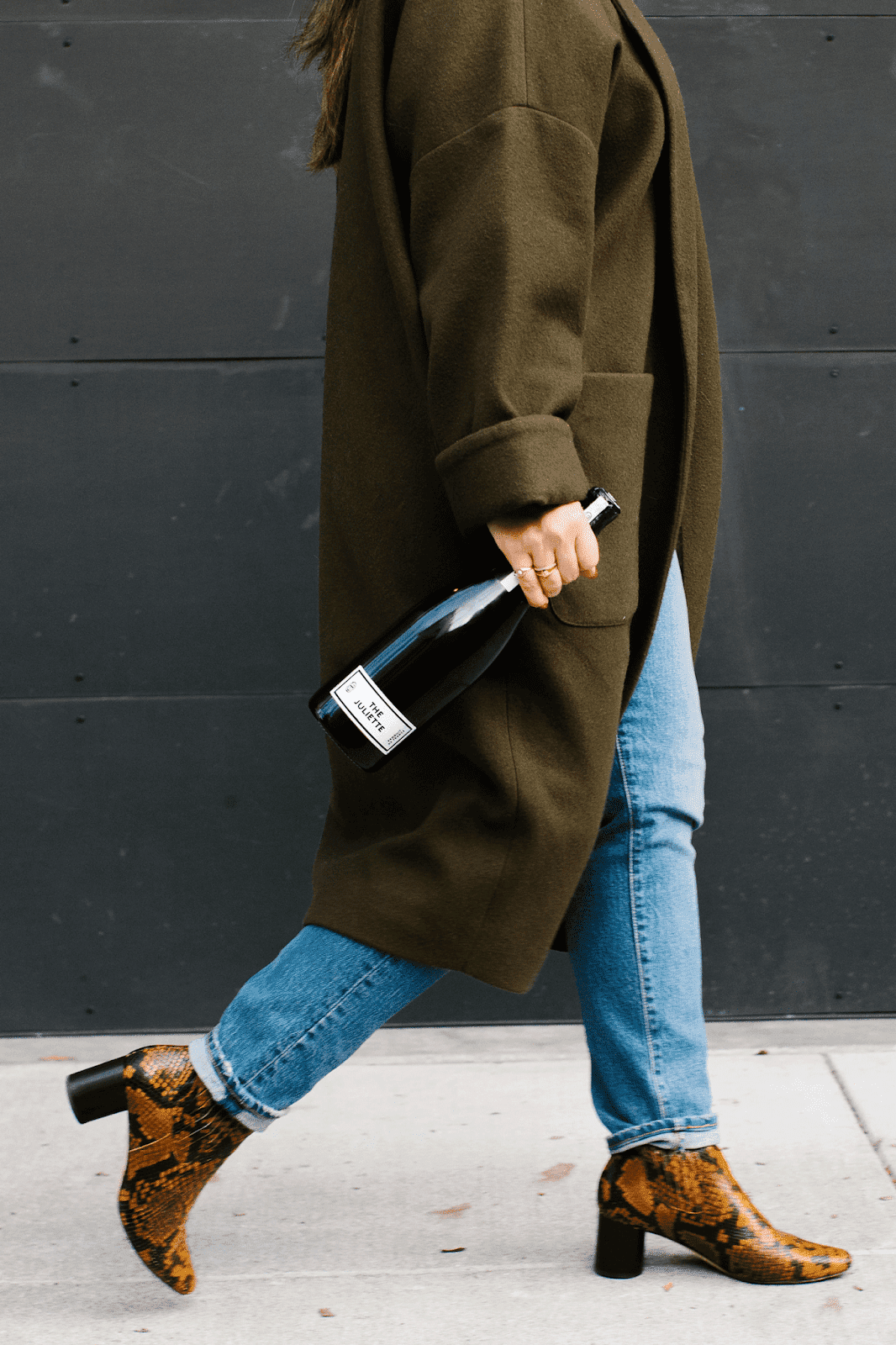 濟(jì)南酒包裝設(shè)計(jì)(圖4) 濟(jì)南酒包裝設(shè)計(jì)(圖4)