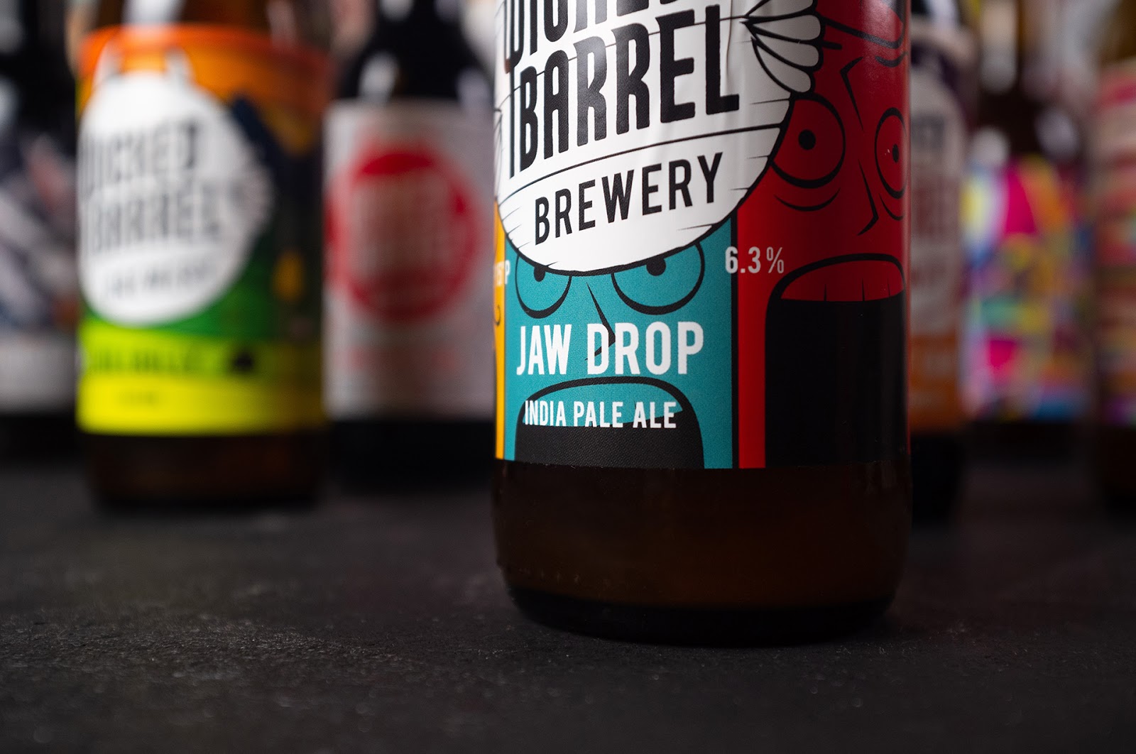 青島果酒包裝設(shè)計(圖4) 青島果酒包裝設(shè)計(圖4)