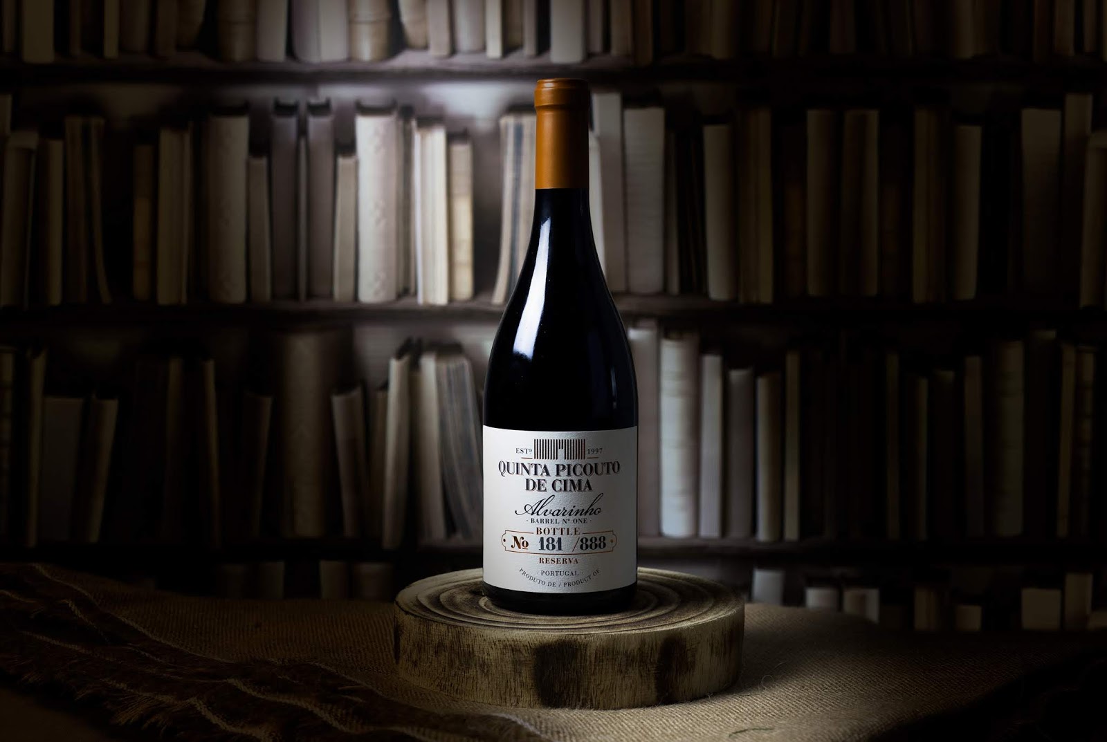 葡萄酒包裝設計復古田園風格(圖1) 葡萄酒包裝設計復古田園風格(圖1)