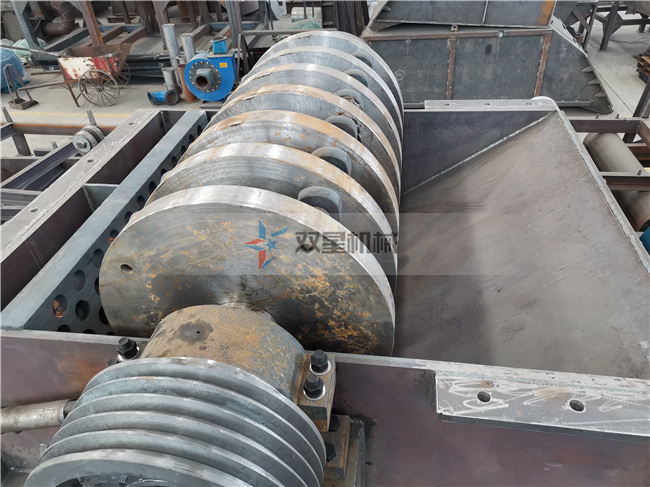 金屬粉碎機(jī)破碎腔結(jié)構(gòu)細(xì)節(jié)