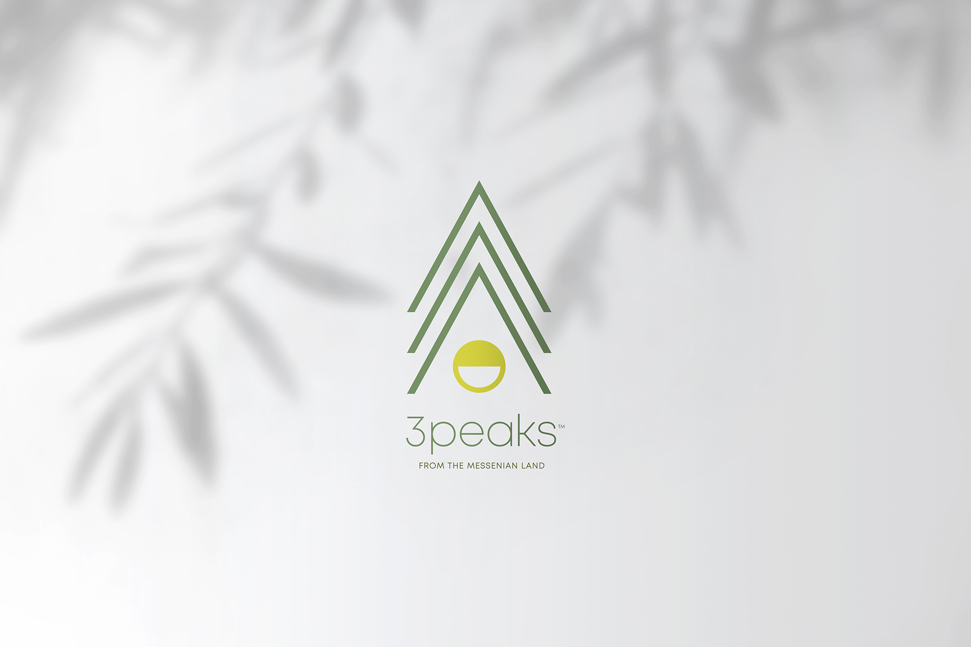 產(chǎn)自希臘的3 Peaks 特級(jí)初榨橄欖油包裝設(shè)計(jì)(圖2) 產(chǎn)自希臘的3 Peaks 特級(jí)初榨橄欖油包裝設(shè)計(jì)(圖2)