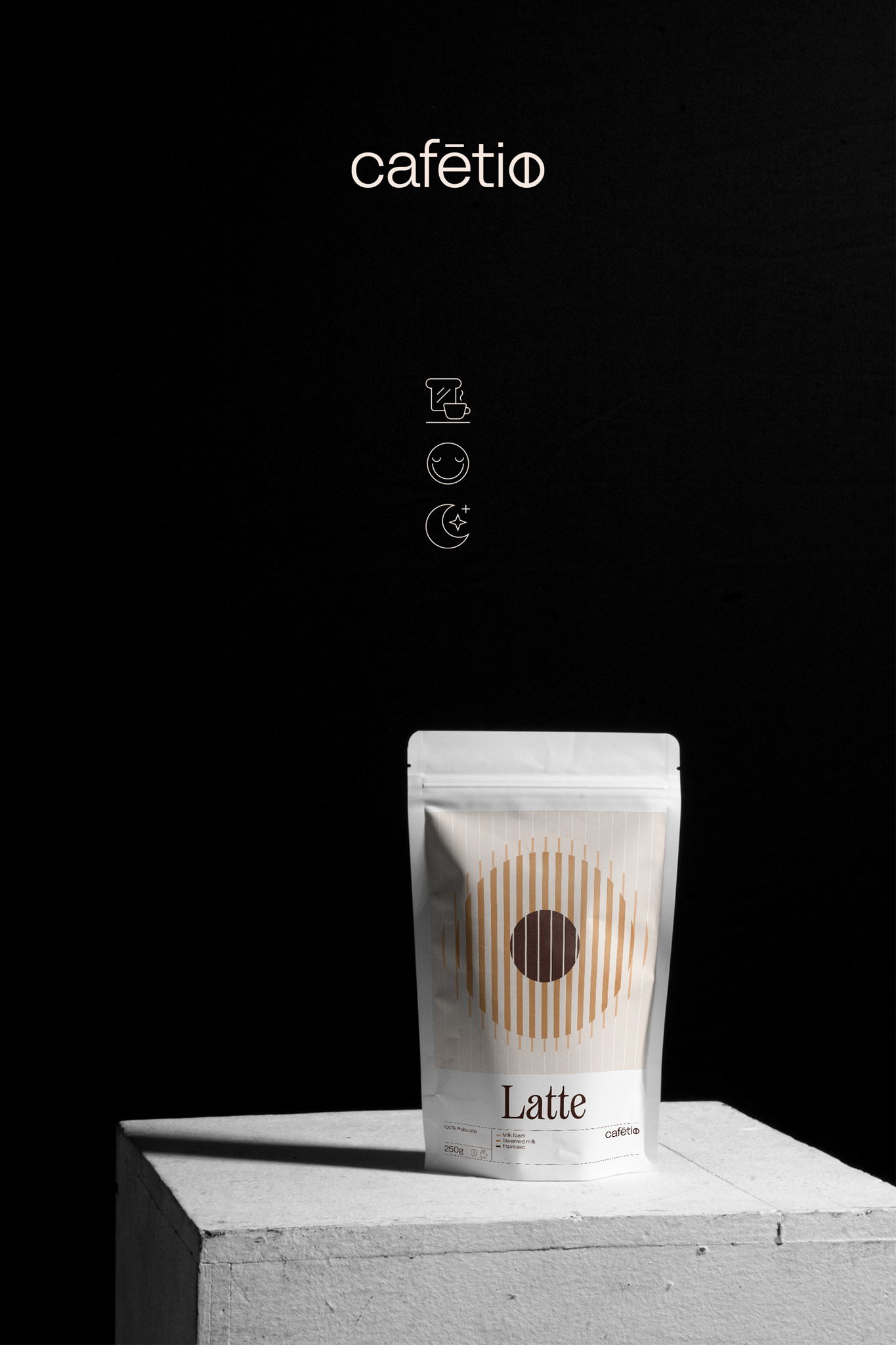 Cafétio精美的咖啡袋包裝這樣設(shè)計突出了飲料的獨特之處(圖2)