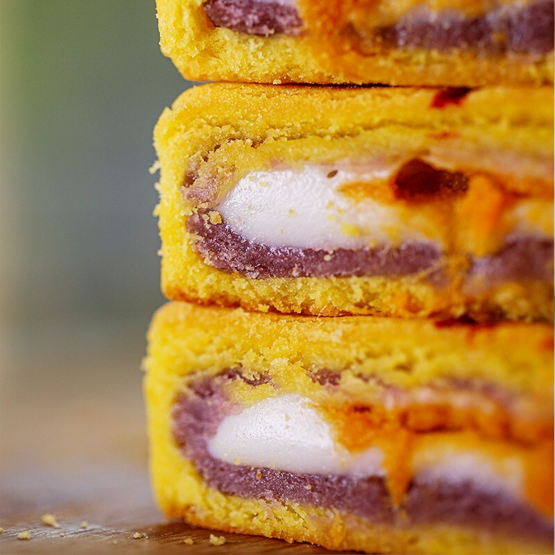 悅?cè)氚偃f(wàn) 閩南大悅餅 香芋蛋黃肉松 廣式月餅 禮盒裝包裝禮盒產(chǎn)品包裝創(chuàng)意設(shè)計(jì)欣賞(圖4)