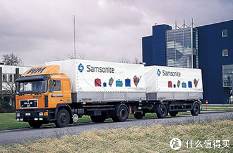 【新秀麗/Samsonite品牌故事】新秀麗/Samsonite品牌介紹品牌logo設(shè)計欣賞(圖4) 【新秀麗/Samsonite品牌故事】新秀麗/Samsonite品牌介紹品牌logo設(shè)計欣賞(圖4)