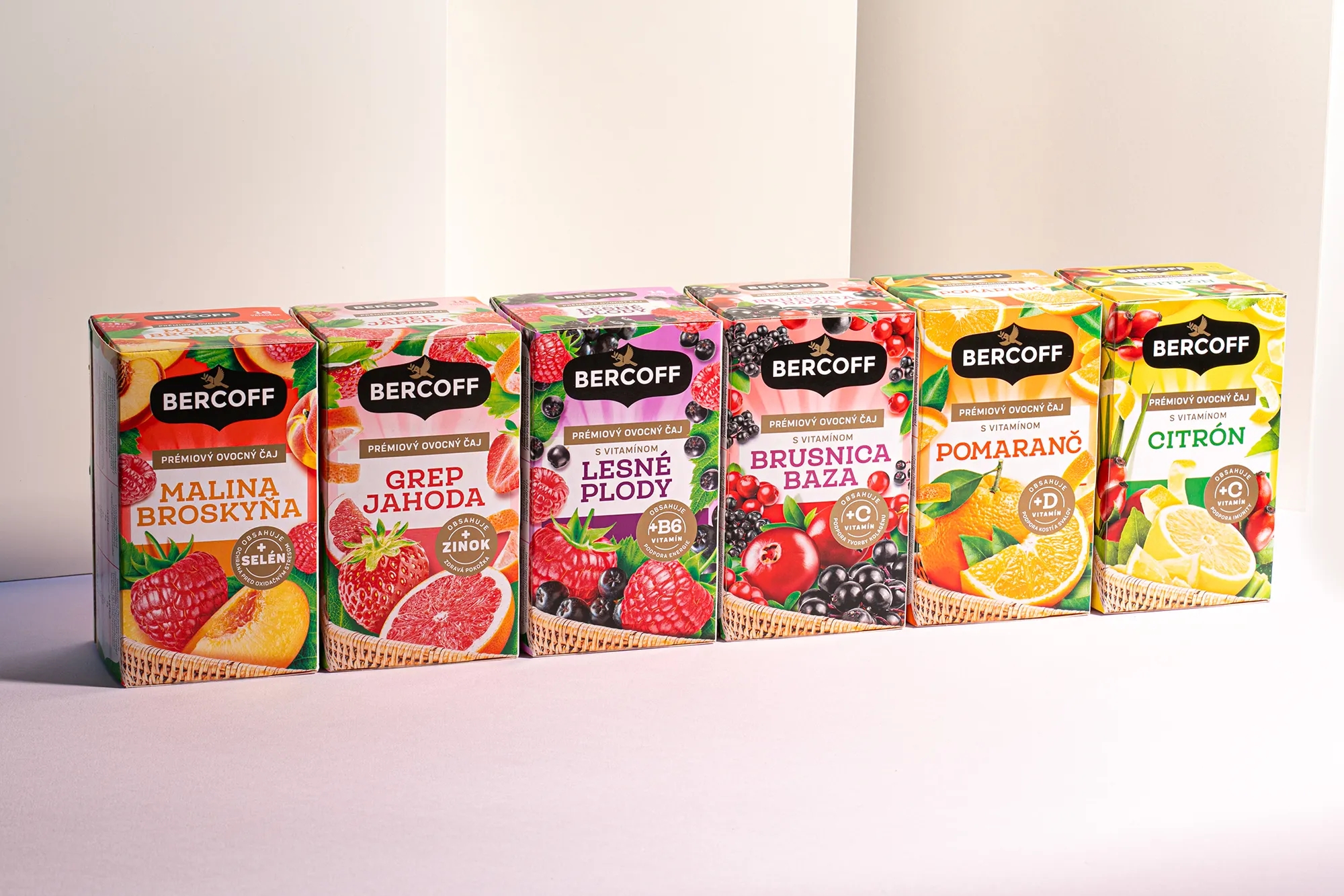 色彩鮮艷的果茶外包裝設(shè)計(jì)欣賞(圖1)