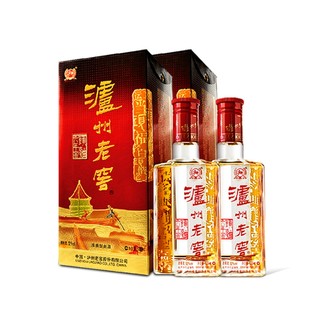 創(chuàng)意酒包裝設(shè)計六年窖頭曲濃香型白酒瓶雙支裝產(chǎn)品包裝設(shè)計欣賞(圖2) 創(chuàng)意酒包裝設(shè)計六年窖頭曲濃香型白酒瓶雙支裝產(chǎn)品包裝設(shè)計欣賞(圖2)