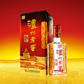 創(chuàng)意酒包裝設(shè)計六年窖頭曲濃香型白酒瓶雙支裝產(chǎn)品包裝設(shè)計欣賞(圖3) 創(chuàng)意酒包裝設(shè)計六年窖頭曲濃香型白酒瓶雙支裝產(chǎn)品包裝設(shè)計欣賞(圖3)